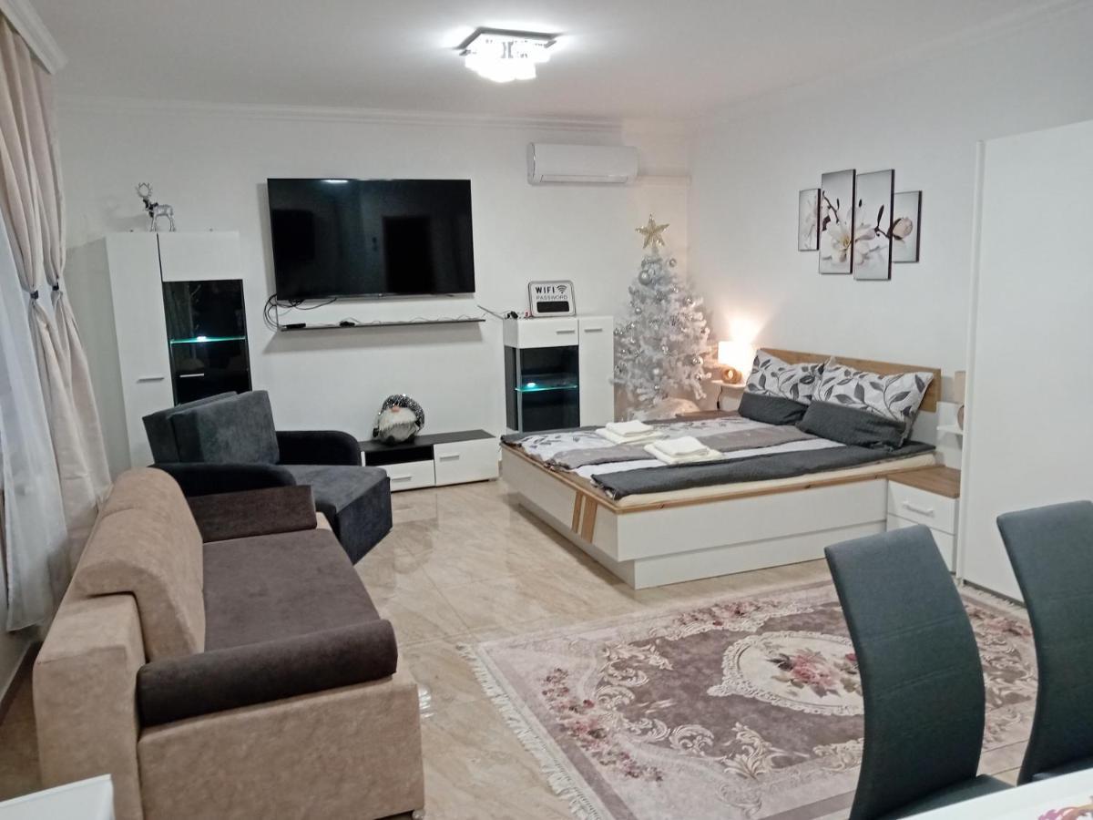 Hangjegy Apartman Debrecen Luaran gambar